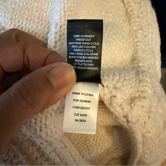 Torrid Women's Ivory Chunky Cable Knitted Comfy & Soft Cardigan Sweater Size 1X - Picture 6 of 10